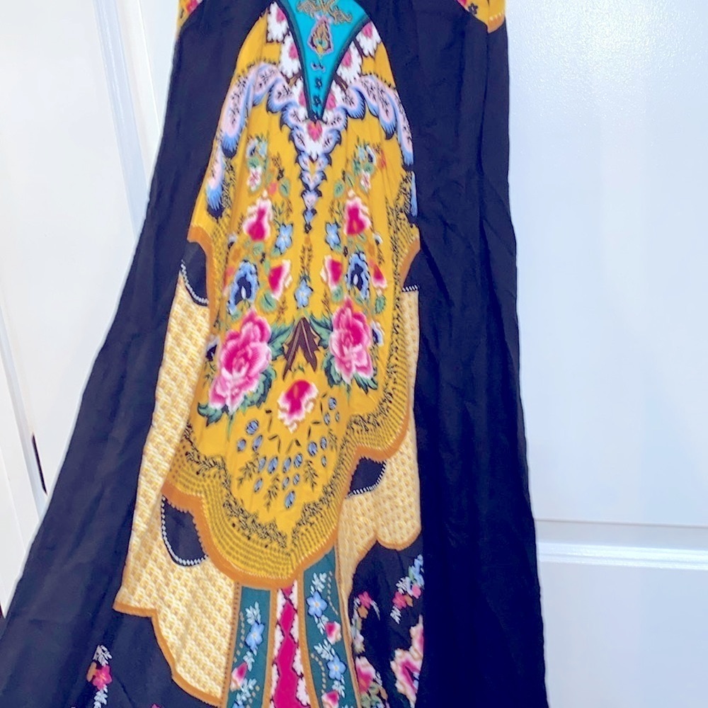 Farm Rio petite black floral maxi dress - Picture 11 of 13